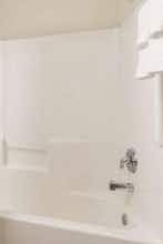 Hotel Microtel Inn & Suites by Wyndham Spring Hill/Weeki Wachee photo 5