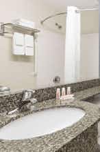 Hotel Microtel Inn & Suites by Wyndham Spring Hill/Weeki Wachee photo 4