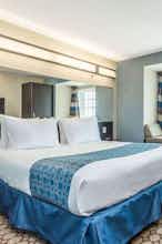 Hotel Microtel Inn & Suites by Wyndham Spring Hill/Weeki Wachee photo 1