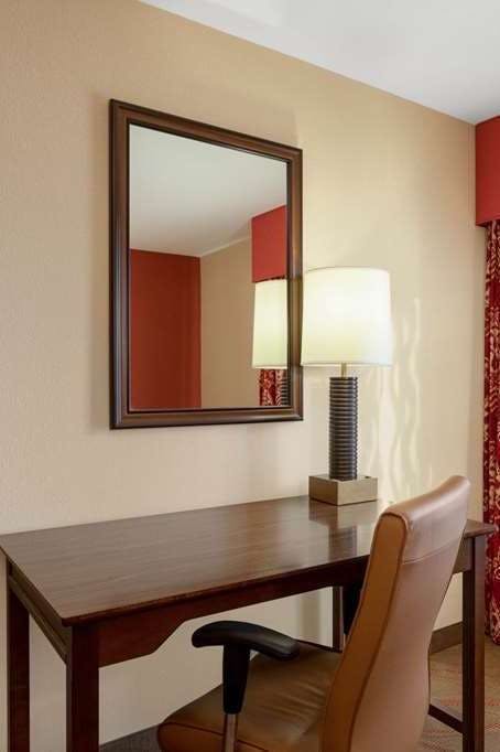 Hotel La Quinta Inn & Suites by Wyndham Pigeon Forge photo 3