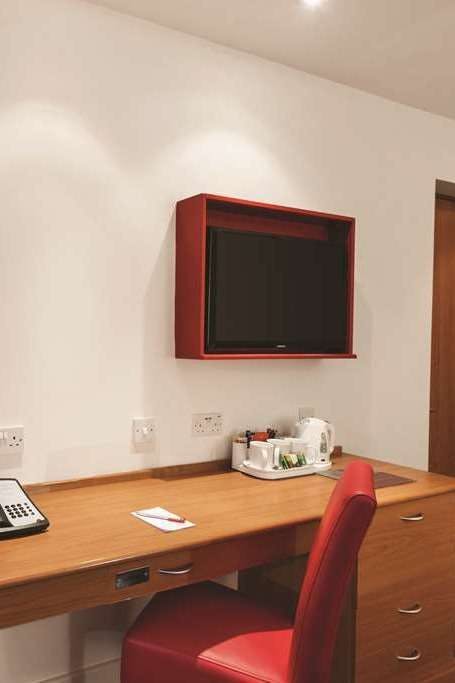 Hotel Ramada Cambridge photo 3