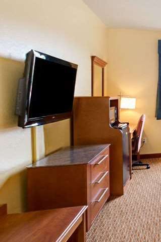 Hotel Super 8 by Wyndham Salisbury photo 5