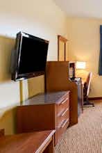Hotel Super 8 Salisbury photo 5