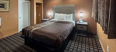 New Corral Motel