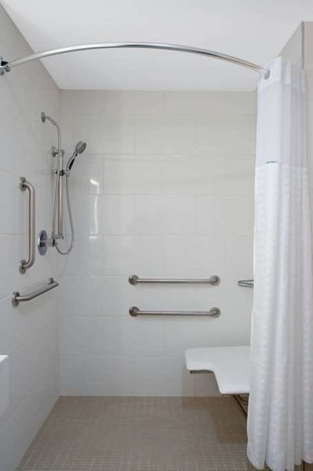 Hotel La Quinta Inn & Suites by Wyndham Manassas VA-Dulles Airport photo 4