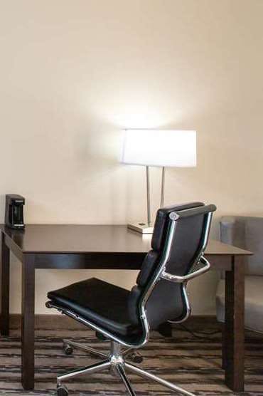 Hotel La Quinta Inn by Wyndham Lincoln photo 3