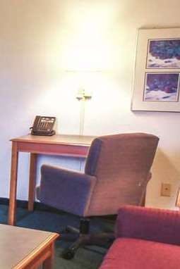Hotel La Quinta Inn Moline Airport photo 3