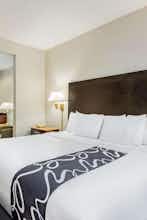 Hotel La Quinta Inn Ste Mt Laurel photo 1