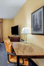 Hotel La Quinta Inn Ste Mt Laurel photo 5