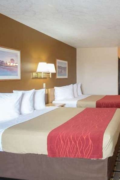 Hotel Days Inn by Wyndham Hurricane/Zion National Park Area photo 2