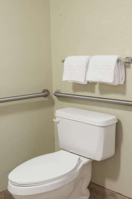 Hotel Days Inn by Wyndham Selma photo 5