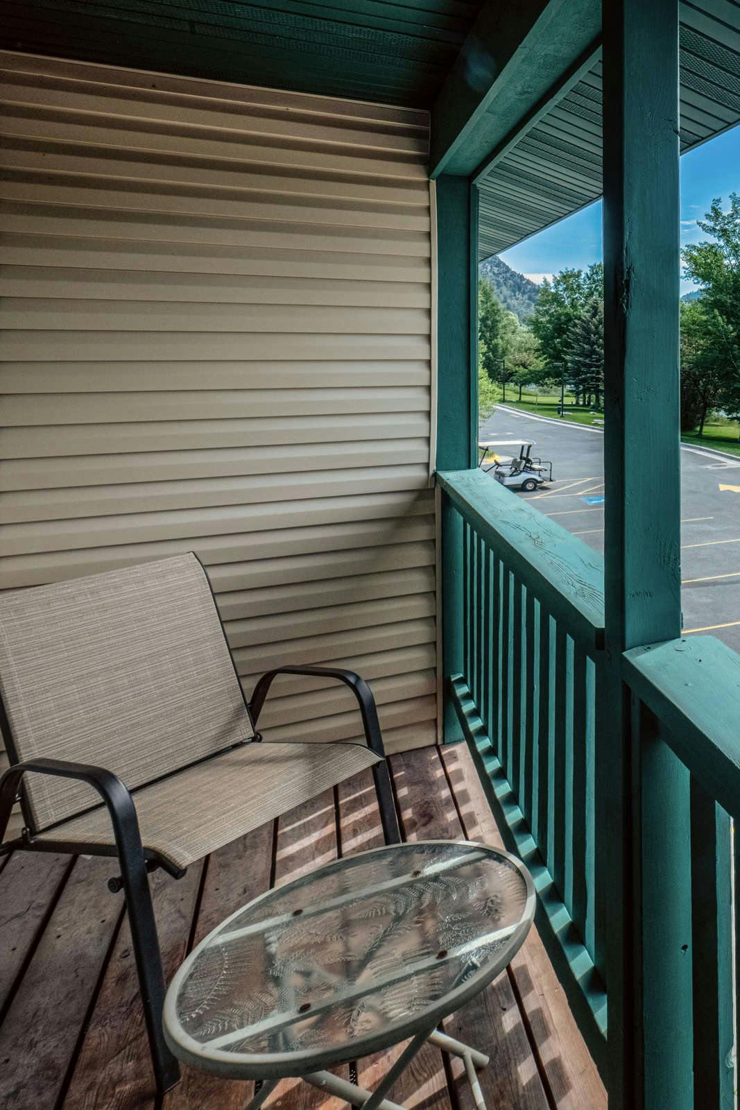 Hotel Flying Saddle Resort photo 3