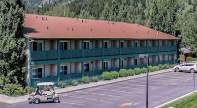 Flying Saddle Resort