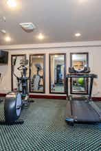 Hotel Flying Saddle Resort photo 5