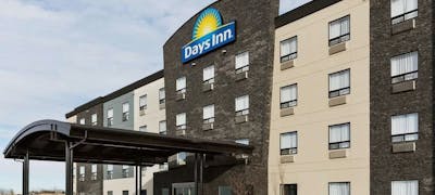 Days Inn Calgary North Balzac