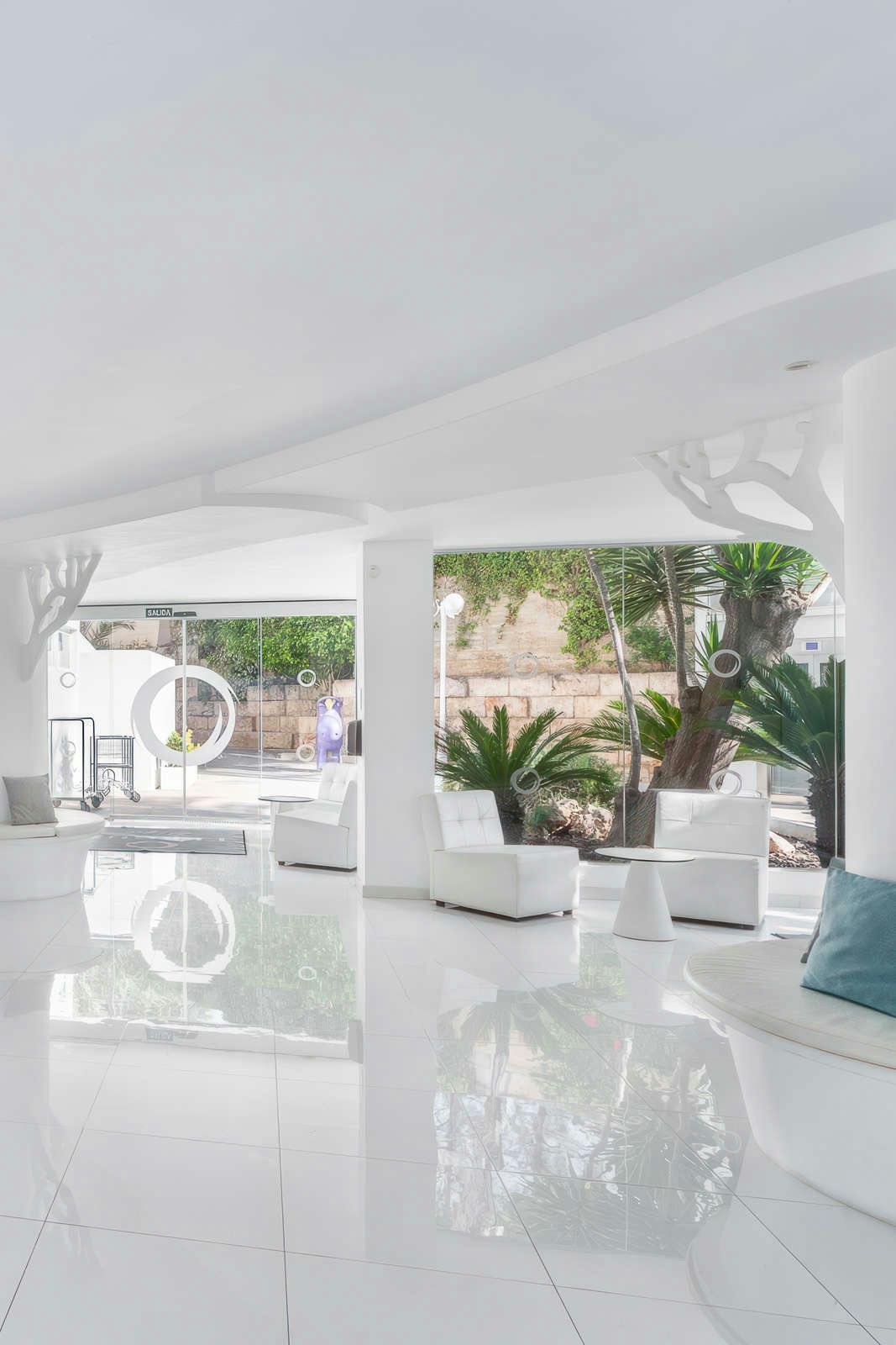 Hotel FERGUS Style Cala Blanca Suites photo 4