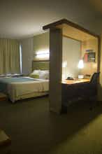 Hotel SpringHill Suites by Marriott Detroit Metro Airport Romulus photo 2