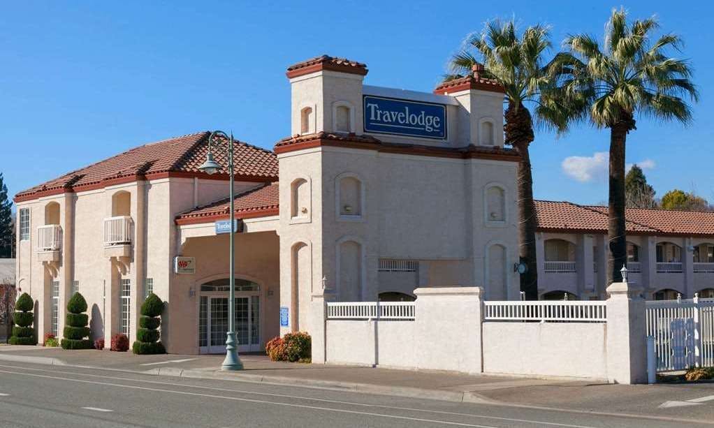 Travelodge by Wyndham Redding CA