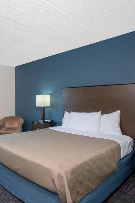 Hotel AmericInn by Wyndham Hayward photo 1