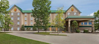 Super 8 Calgary Shawnessy Area