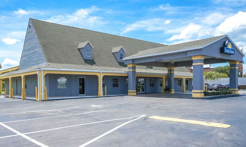 Days Inn by Wyndham Lake City I-75