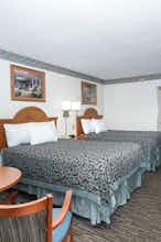 Hotel Days Inn by Wyndham Lake City I-75 photo 2