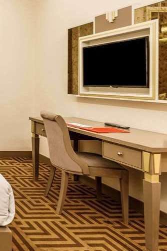 Hotel Ramada by Wyndham Istanbul Golden Horn photo 2