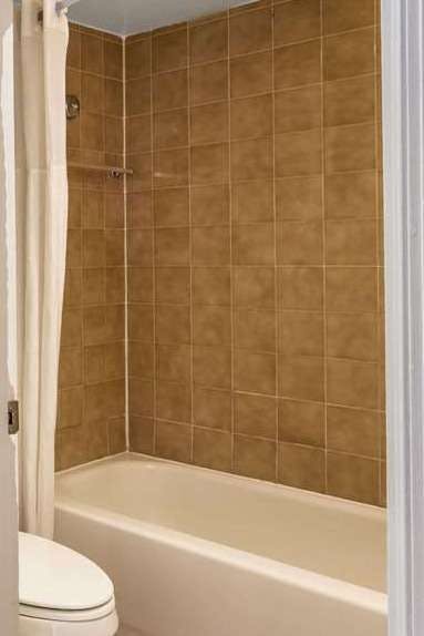 Hotel Days Inn by Wyndham Virginia Beach At The Beach photo 4