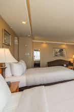 Hotel Ambassador Hotel photo 2