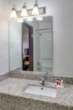 Hotel Super 8 by Wyndham Roswell photo 4