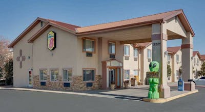 Super 8 by Wyndham Roswell