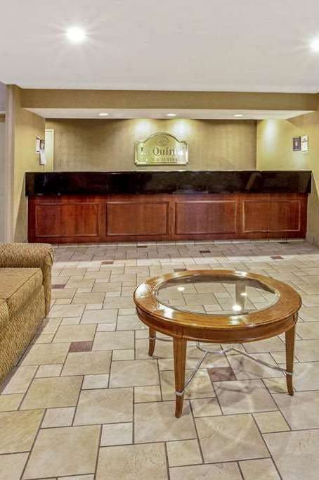 Hotel La Quinta Inn & Suites by Wyndham Appleton College Avenue photo 4