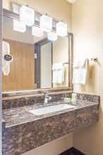 Hotel AmericInn West Salem photo 3