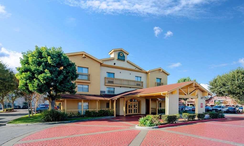 La Quinta Inn & Suites by Wyndham Irvine Spectrum
