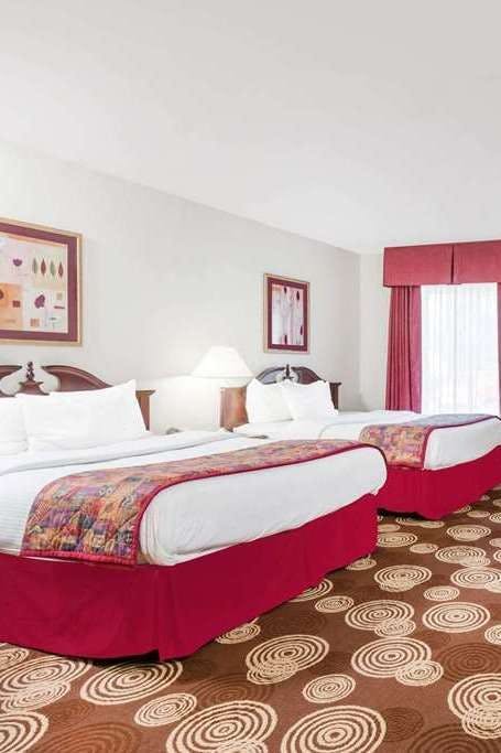 Hotel Hawthorn Akron/Seville photo 2