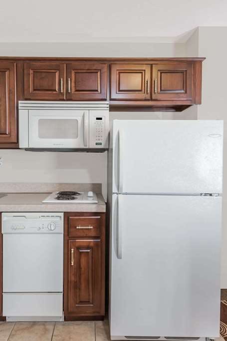 Hotel Hawthorn Akron/Seville photo 5