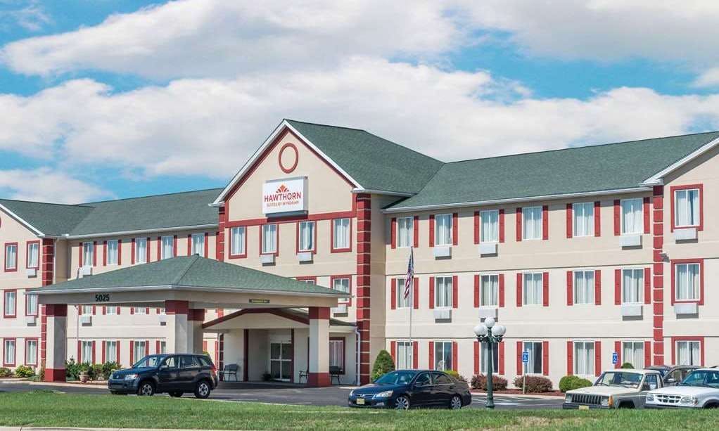 Hawthorn Akron/Seville