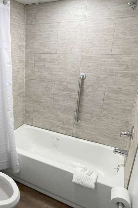 Hotel Super 8 by Wyndham Pigeon Forge Downtown photo 4