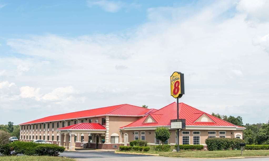 Super 8 by Wyndham Elizabethtown
