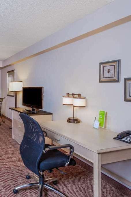 Hotel La Quinta Inn Ste Garden City photo 4