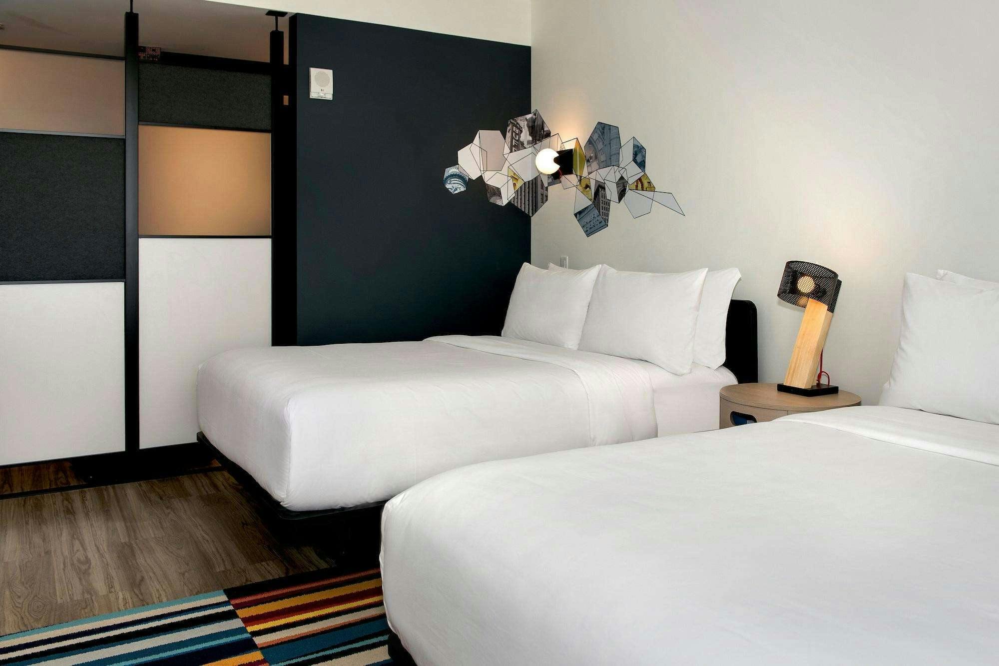 Hotel Aloft Buffalo Downtown photo 2