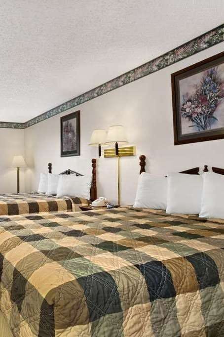 Hotel Days Inn by Wyndham Sheridan photo 2