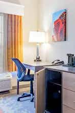 Hotel La Quinta Inn Ste Andrews photo 5