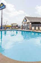 Hotel Days Inn By Wyndham Nashville North/Opryland Area photo 5