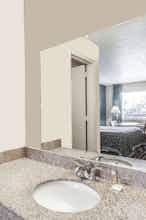 Hotel Days Inn By Wyndham Nashville North/Opryland Area photo 3