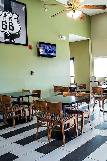 Hotel Super 8 Holbrook AZ photo 5