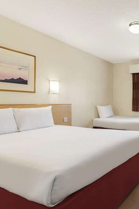 Hotel DI Warwick South M40 photo 2