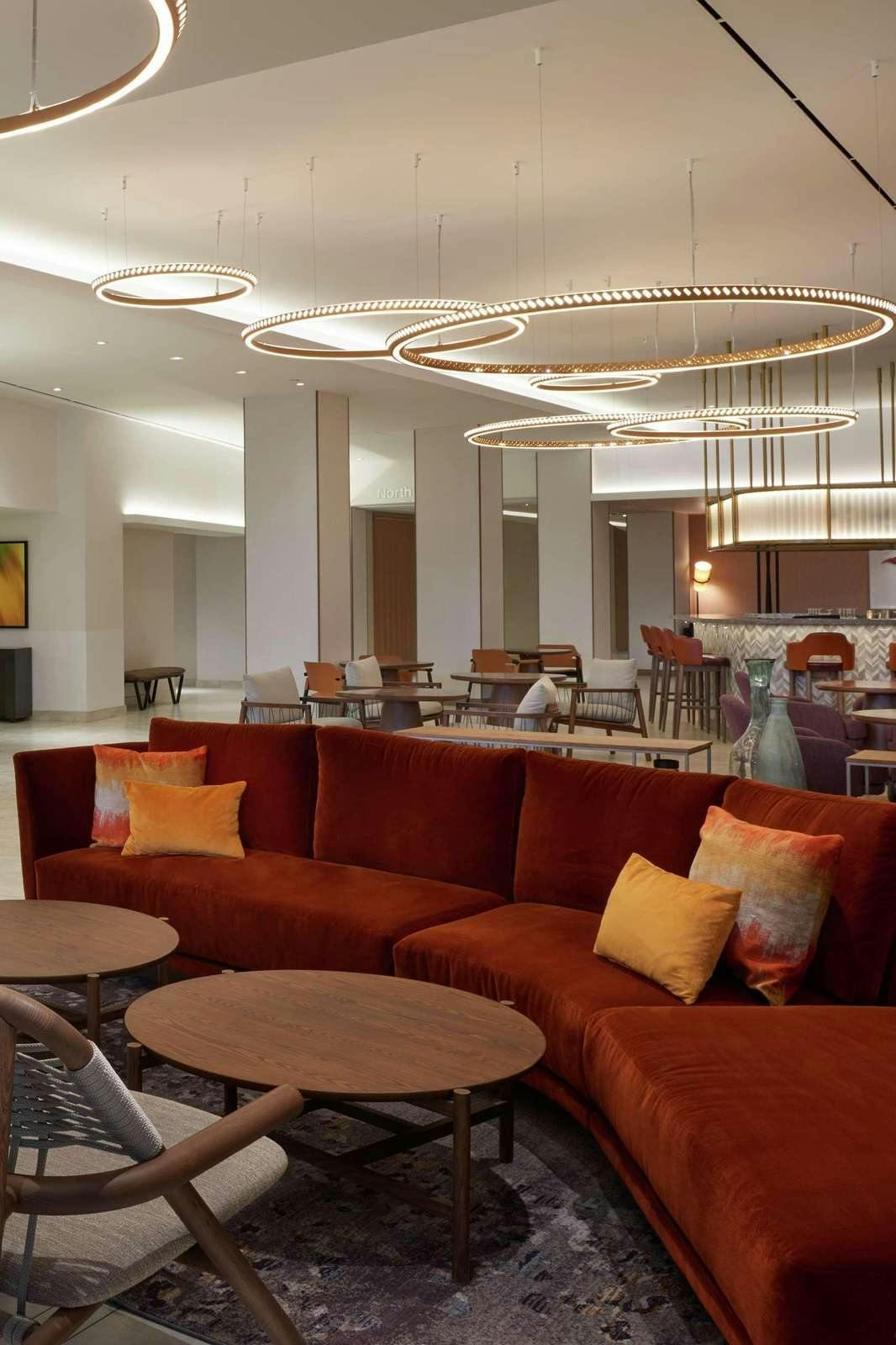 Hotel Hilton Toronto Airport Hotel & Suites photo 1