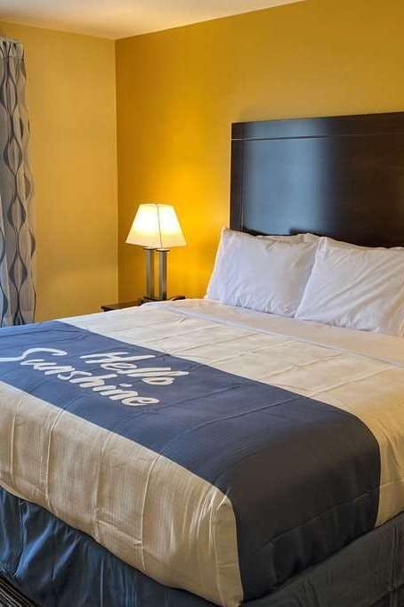 Hotel Days Inn by Wyndham Atlanta/Southlake/Morrow photo 1