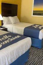 Hotel Days Inn by Wyndham Atlanta/Southlake/Morrow photo 2